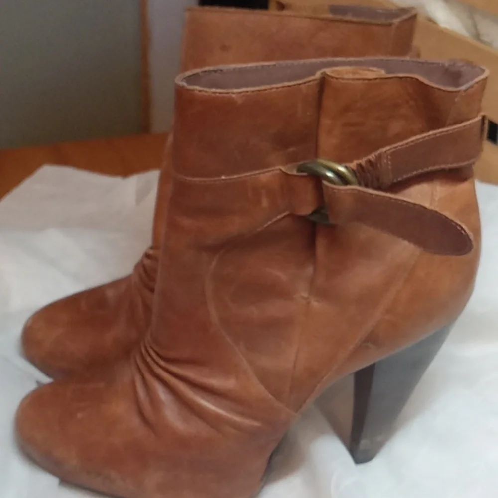 Steve madden ankle boots size 8.5 leather